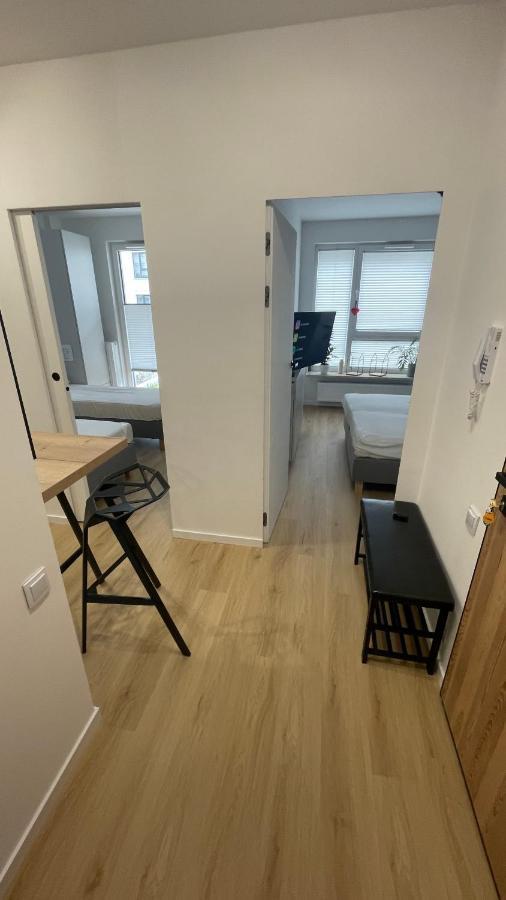 4 Bed 2 * Warsaw